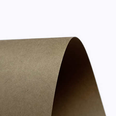 Gładki karton KRAFT Nature do opakowań premium i okładek, idealny do druku fleksograficznego i tłoczenia wklęsłego