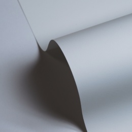 Papier o unikalnych strukturach powierzchni, dwustronnie powlekany, elastyczny i trwały - idealny do okładek książek i czasopism