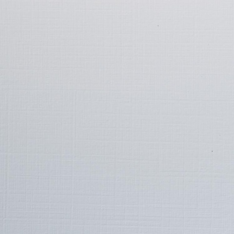 Papier o matowym wykończeniu, elastyczny i trwały przy bindowaniu. Doskonały materiał do kartek świątecznych i wizytówek.